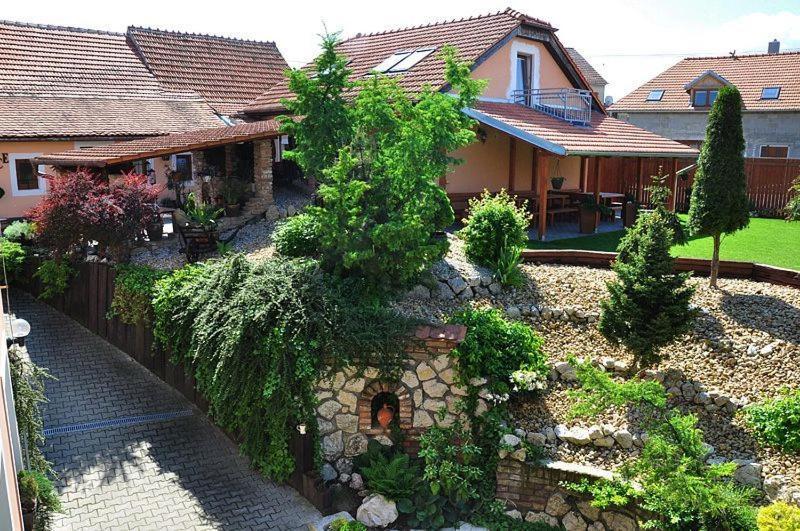 Penzion Farma Lednice Dış mekan fotoğraf